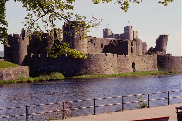 612035 Caerphilly Castle, Wales A4 Photo Print