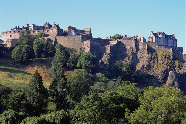 612074 Edinburgh Castle, Scotland A4 Photo Print