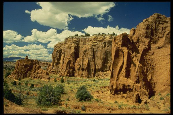 613032 Rocky Cliffs, Red Canyon, Utah A4 Photo Print