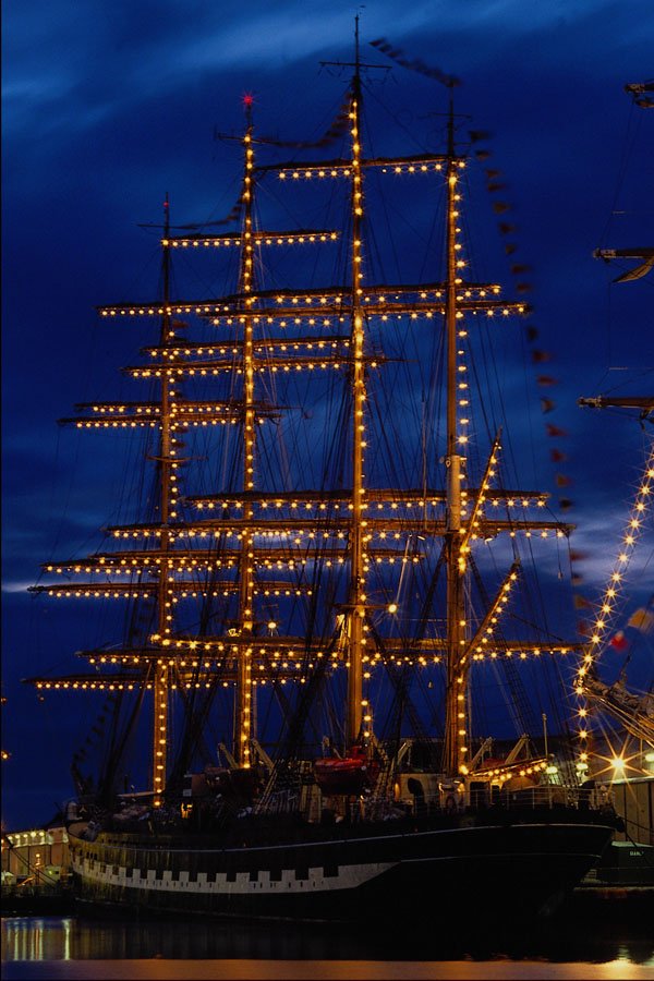 615050 Tall Ship A4 Photo Print
