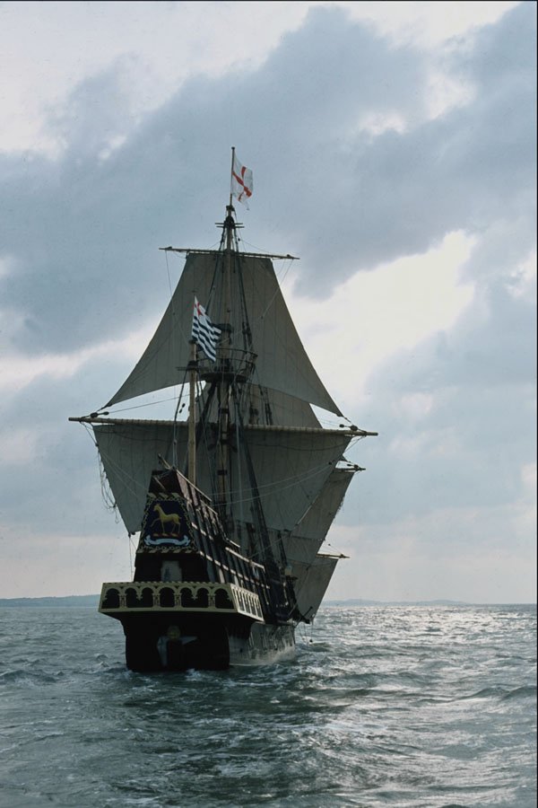 615075 Golden Hind , Galleon, Tall Ship A4 Photo Print