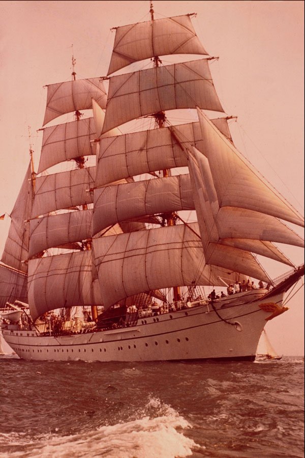 615096 Tall Ship A4 Photo Print