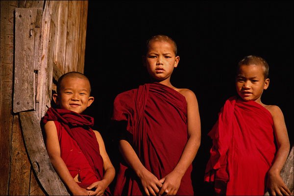 616089 Three Young Buddhist Monks A4 Photo Print