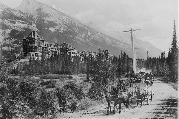 619044 C.P.R. Hotel, Banff, C.1895, Photo Albertype Co. PA 31580 A4 Photo Print