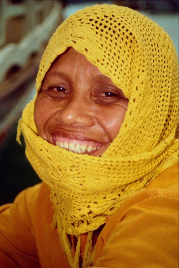 621004 Fisherwoman A4 Photo Print
