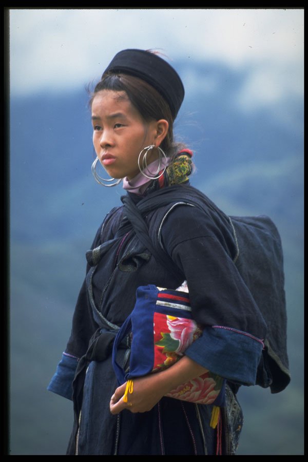 621050 Lady, Sapa, Northern Vietnam A4 Photo Print