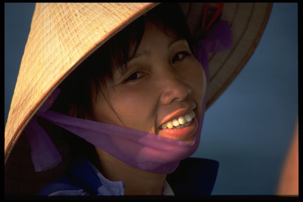 621054 Lady, Halong Bay A4 Photo Print