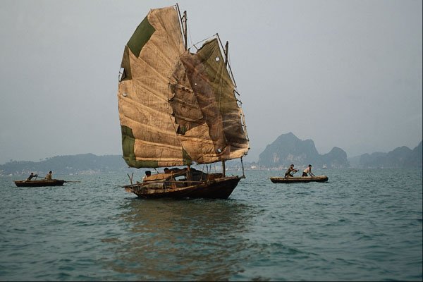 621088 Sampan A4 Photo Print