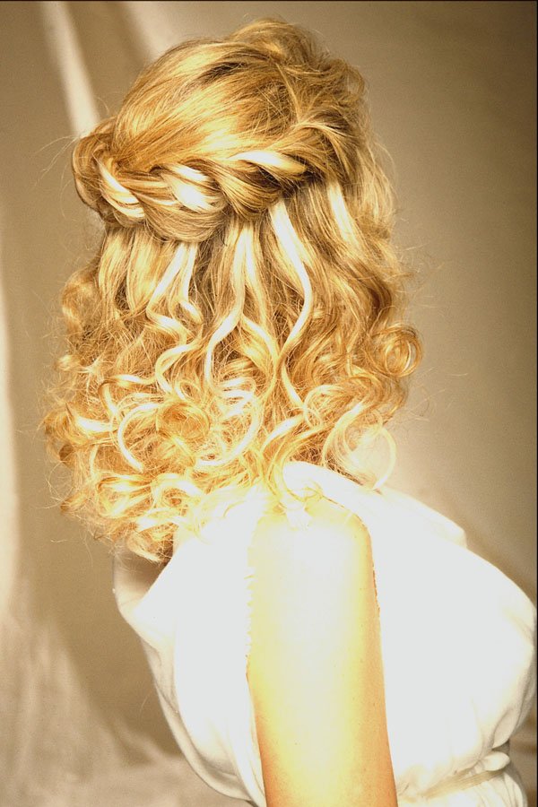 622052 Blonde With Elegant Twists, Rear View A4 Photo Print