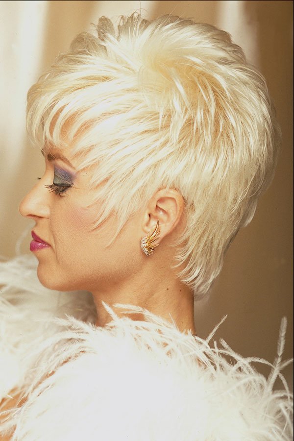 623003 Profile Of A Platinum Blonde A4 Photo Print