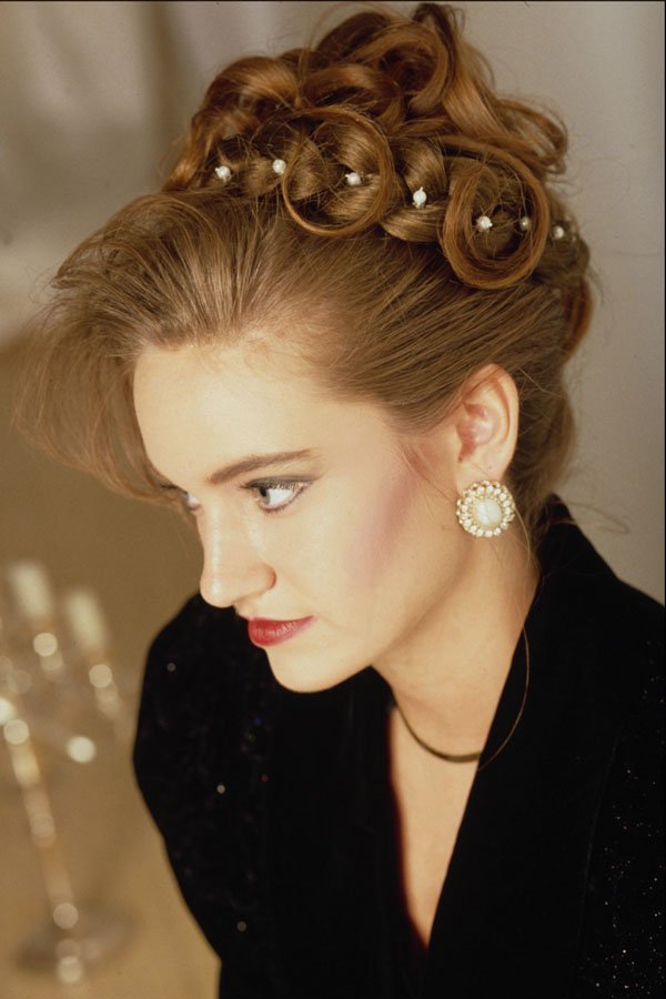 623037 Up do Profile A4 Photo Print