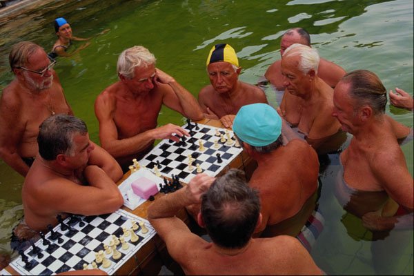 628084 Waterchess, Szecheny Baths, Budapest, Hungary A4 Photo Print