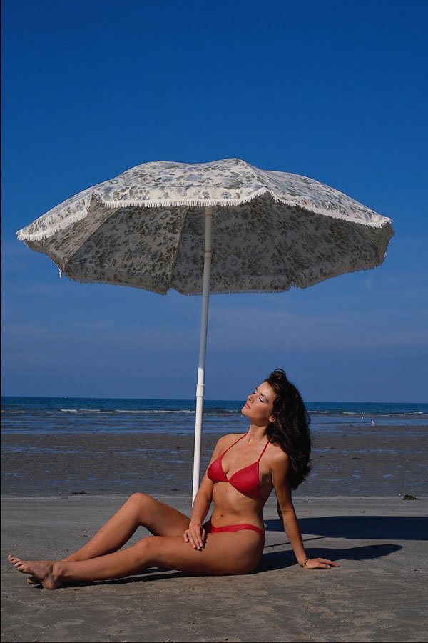 628098 Andrea A4 Photo Print