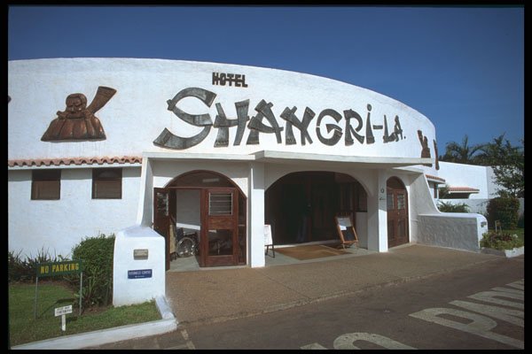 629038 Hotel Shangri La A4 Photo Print