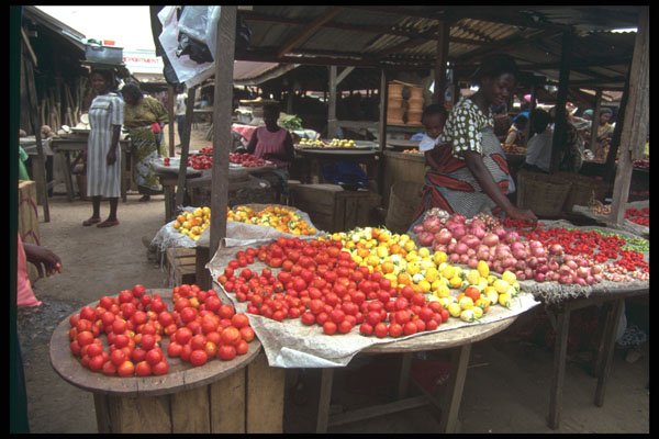 629042 Woman Selling Vegetables, Ghana A4 Photo Print