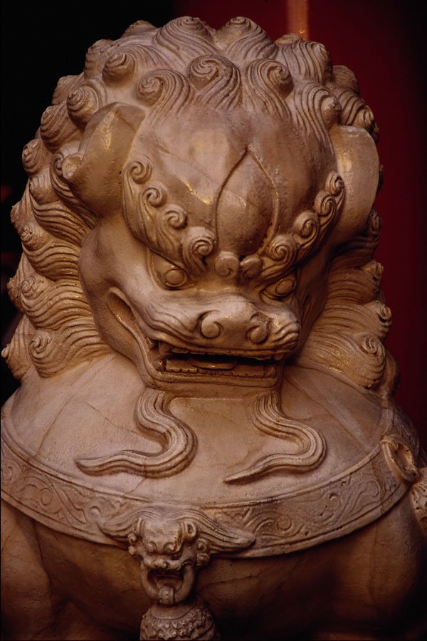 630087 Chinese Sculpture Of A Lion A4 Photo Print
