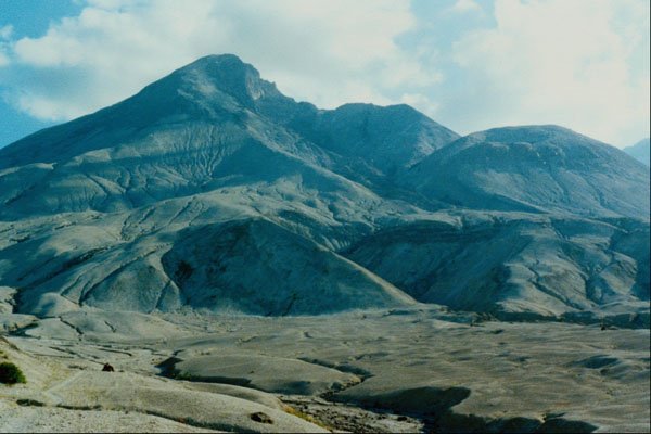 632076 Mount Saint Helens Crater, Washington A4 Photo Print
