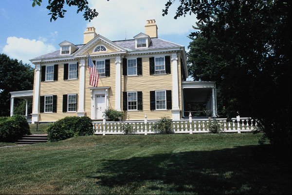 632099 Henry Longfellow's Estate (1759), Boston, Massachusetts A4 Photo Print