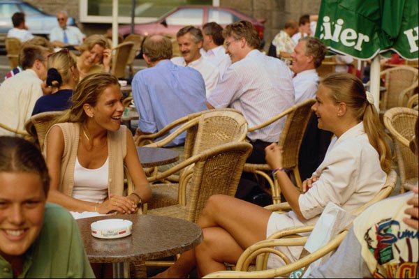 633044 Sidewalk Cafe A4 Photo Print