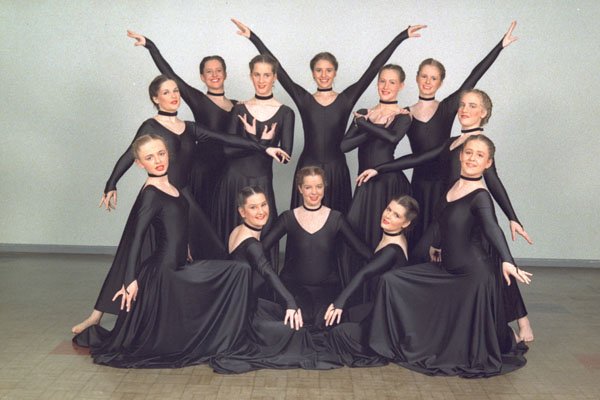 633052 Black Surprise A4 Photo Print