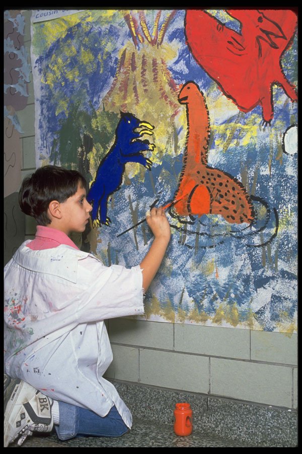 635021 Elementary Student Painting A4 Photo Print