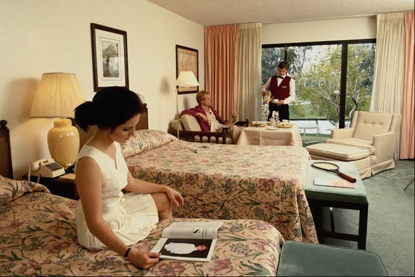 635062 Couple In Hotel Room A4 Photo Print