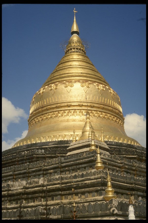 636028 Schwedagon Pagoda, Rangoon, Myanmar A4 Photo Print
