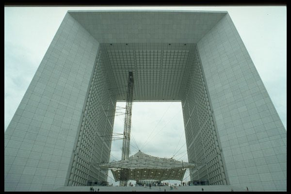 636035 La Grande Arch Building In La Defense, Paris A4 Photo Print