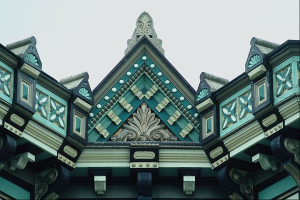 636089 Eastlake Cornice Ornament, Ferndale, California A4 Photo Print