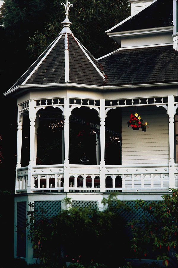 636093 Porch Pavilion, Albany, Oregon A4 Photo Print