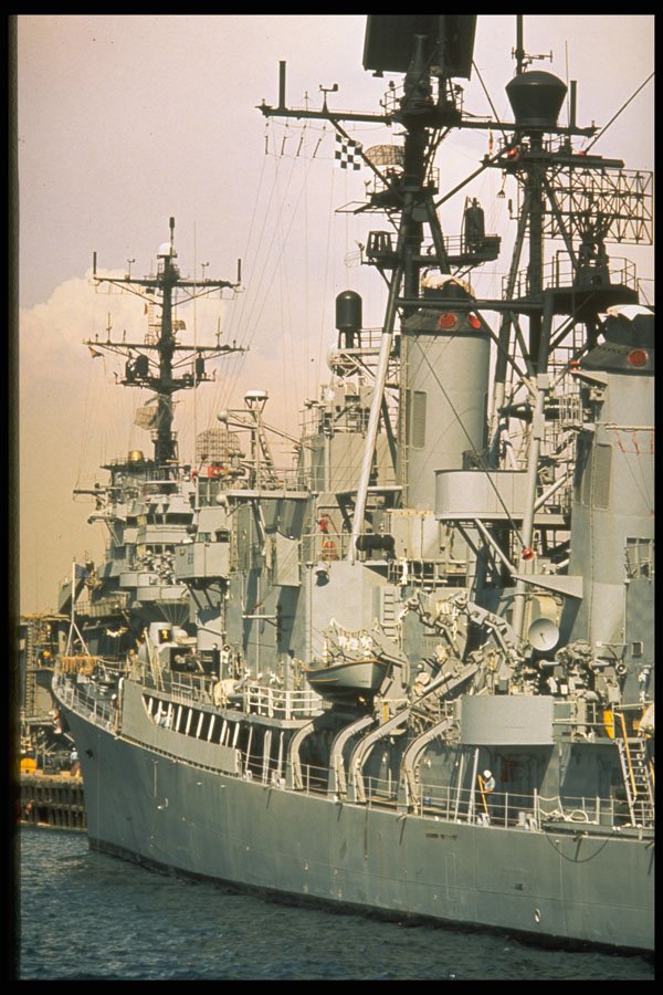 637010 USS Mahan, Guided Missile Destroyer A4 Photo Print