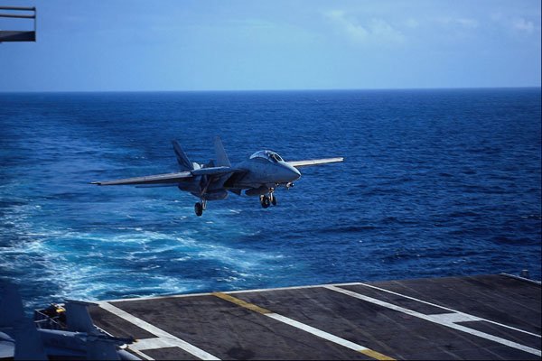 637061 F14 Over The Ramp A4 Photo Print