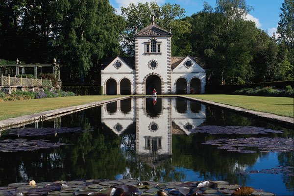 640003 Bodnant Garden, Gwynedd A4 Photo Print