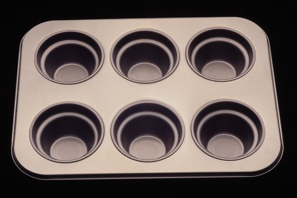 643045 Muffin Pan A4 Photo Print
