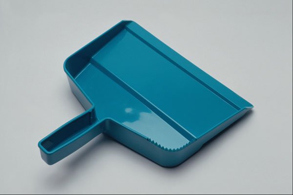 643084 Dust Pan A4 Photo Print