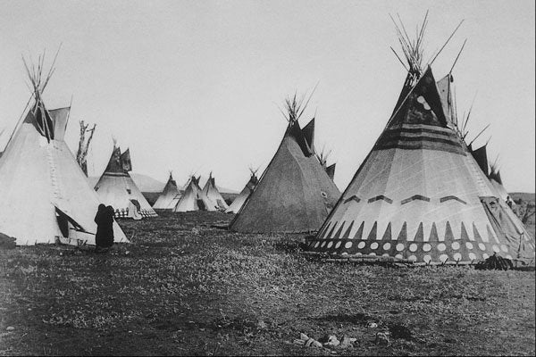 646022 Piegan Lodges, Alberta; Photo E.S. Curtis C 19983 A4 Photo Print