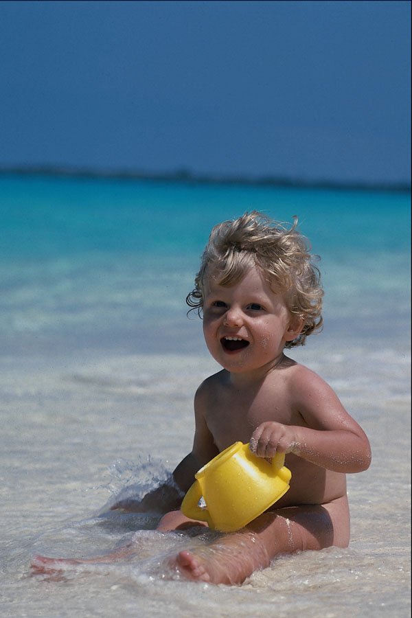 647088 Child On Beach, Bahamas A4 Photo Print