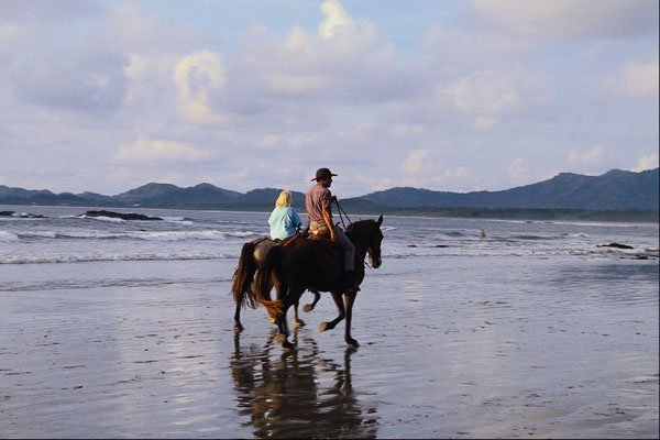 647097 Romantic Adventure, Central America A4 Photo Print