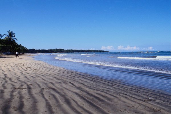 647099 A Land Of Surf And Sand, Central America A4 Photo Print