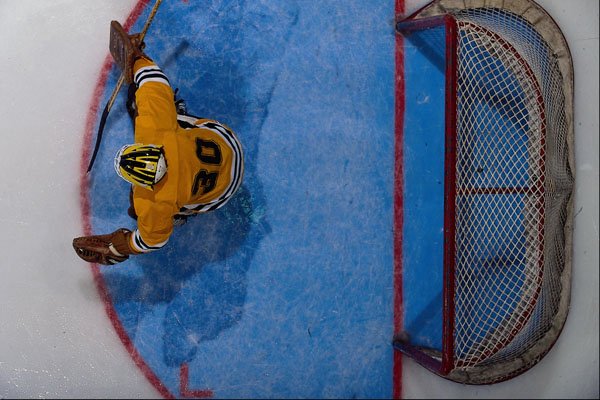 648053 Hockey Goalie A4 Photo Print