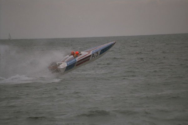 648070 Power Boat Racing A4 Photo Print
