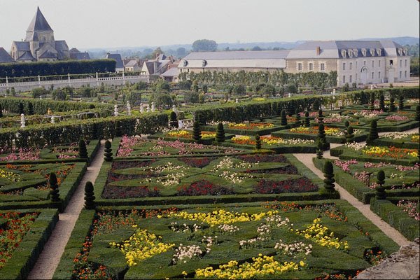 650002 Chateau Vilandry Gardens, France A4 Photo Print