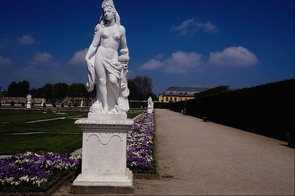 650052 Statue In The Big Garden, Herrenhausen, Hanover, Germany A4 Photo Print