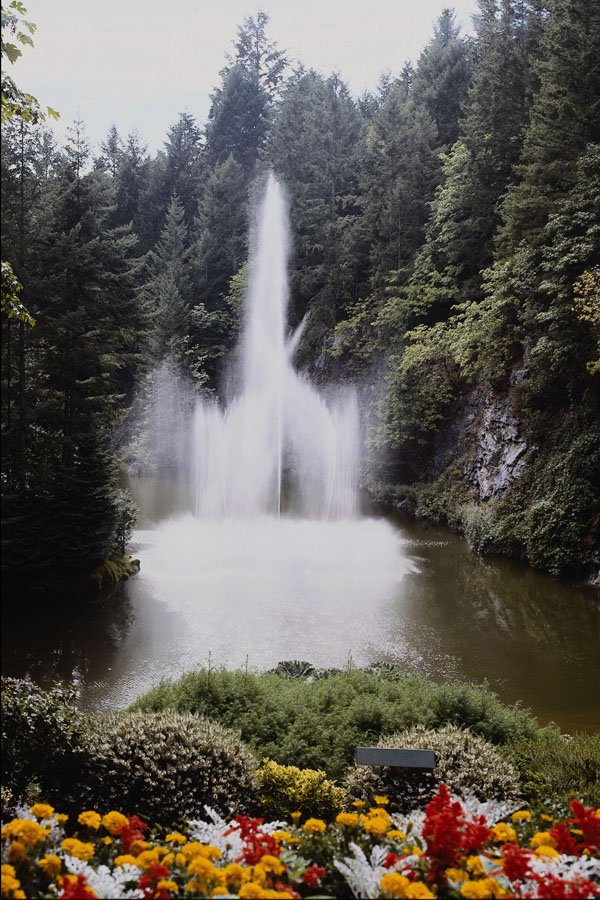 650068 Butchart Gardens, Victoria, British Columbia, Canada A4 Photo Print