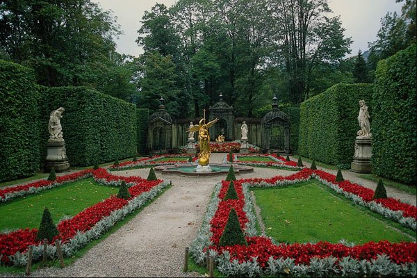 650086 Lindenhof Castle, Bavaria, Germany A4 Photo Print