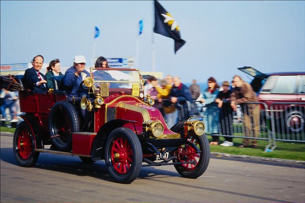 652034 Red Dedion Bouton, 1904 A4 Photo Print