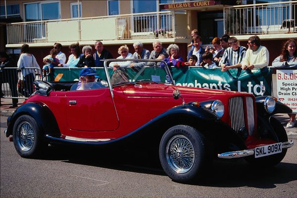 652037 Red Replica 1930s Sports Car A4 Photo Print