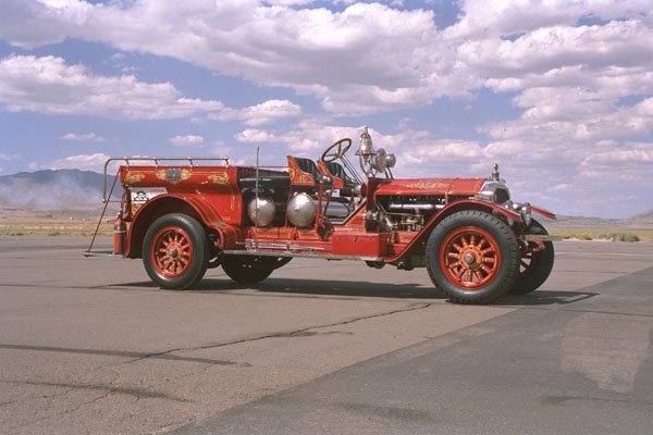 652084 1917 American Lafrance Fire Truck A4 Photo Print