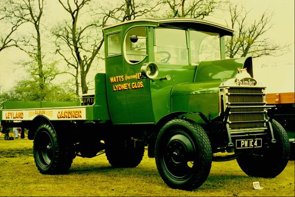 652093 Daimler Flatbed Truck A4 Photo Print