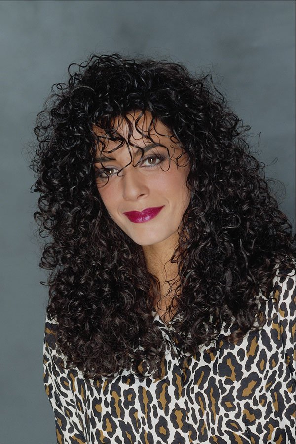 653025 Full Rag Curls And A Print Top A4 Photo Print